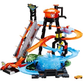 Hot Wheels FTB67 Mega Autolavaggio Playset per Macchinine con Pista Selvaggia e Coccodrillo, Torre dell'Acqua, Vasca del Vortice
