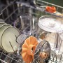 Philips Cucina HR7310/00 Robot da Cucina Multifunzione con Oltre 16 Funzioni, Disco 2-in-1 in Acciaio Inox, 700 W, 2.1 Litri, Bi