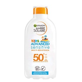 Garnier Ambre Solaire Latte Protettivo IP 50+ Advanced Sensitive Kids, Protezione Molto Alta, Multi-Resistenza, 200 ml