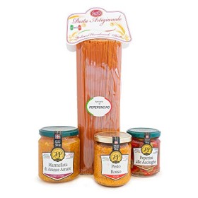 Pacco gourmet Sicilia. Prodotti tipici italiani della Sicilia. Spaghetti al peperoncino. Pesto rosso. Peperini con acciughe. Mar