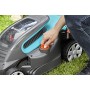 Gardena PowerMax Tosaerba a Batteria Li-18/32, Blu/Nero/Arancione, Larghezza di Taglio: 32 cm, 18 V / 2.6 Ah, Senza Batteria