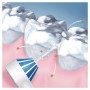Oral-B Center Kit per l’Igiene Orale, Include Aquacare Pro-Expert Idropulsore e Genius X Spazzolino Elettrico Ricaricabile, Bi