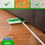 Swiffer Starter Kit XXL Scopa con 1 Manico + 8 Panni di Ricambio, per Catturare E Intrappolare La Polvere