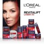 L'Oréal Paris Idea Regalo Donna Natale 2020, Pochette con Crema Viso Giorno Revitalift Laser X3 50 ml e Struccante Occhi Waterp