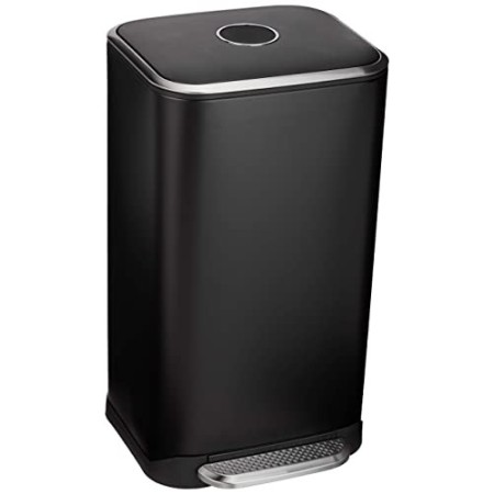 AmazonBasics - Pattumiera rettangolare con chiusura silenziosa, 32 l, nero