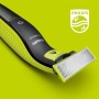 Philips QP2520/30 OneBlade Rade, Regola e rifinisce la barba di qualsiasi lunghezza, 3 Pettini Regolabarba + 1 Lama di Ricambio