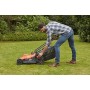 BLACK+DECKER BEMW461BH-QS Rasaerba a filo 1400W, Taglio 34cm, Impugnatura Bike